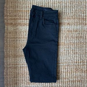 Stilt Jeans in Carbon Black